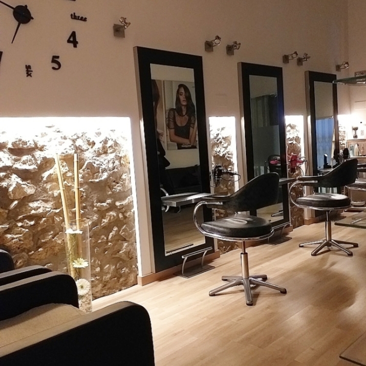 Styl9 Perruqueria — Interior