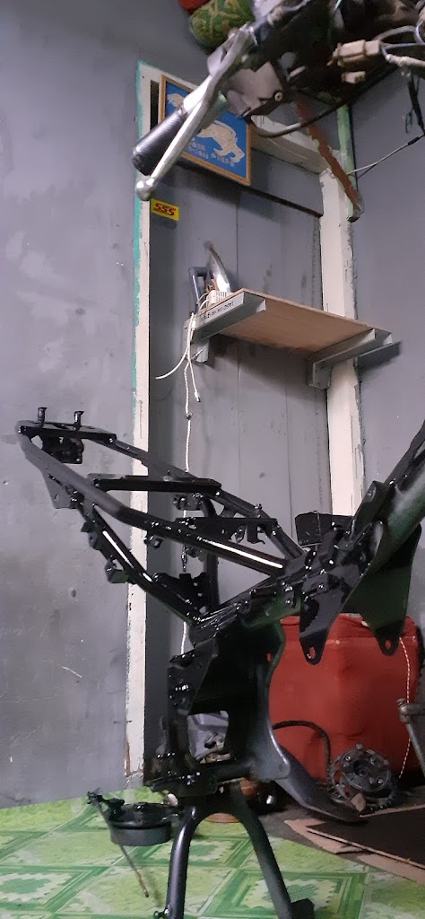 BENGKEL MOBIL PULUNGAN