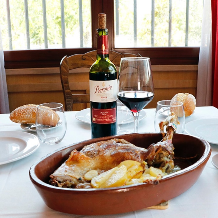 Asador Parrilla el Rincon de Castilla. — Comida y bebida
