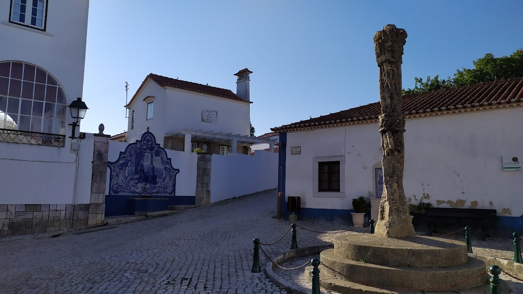 Pelourinho de Aldeia Galega da Merceana