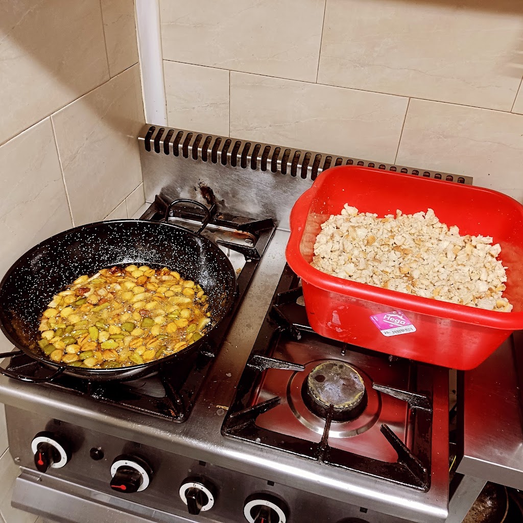 La Canya de Caldes — Comida y bebida