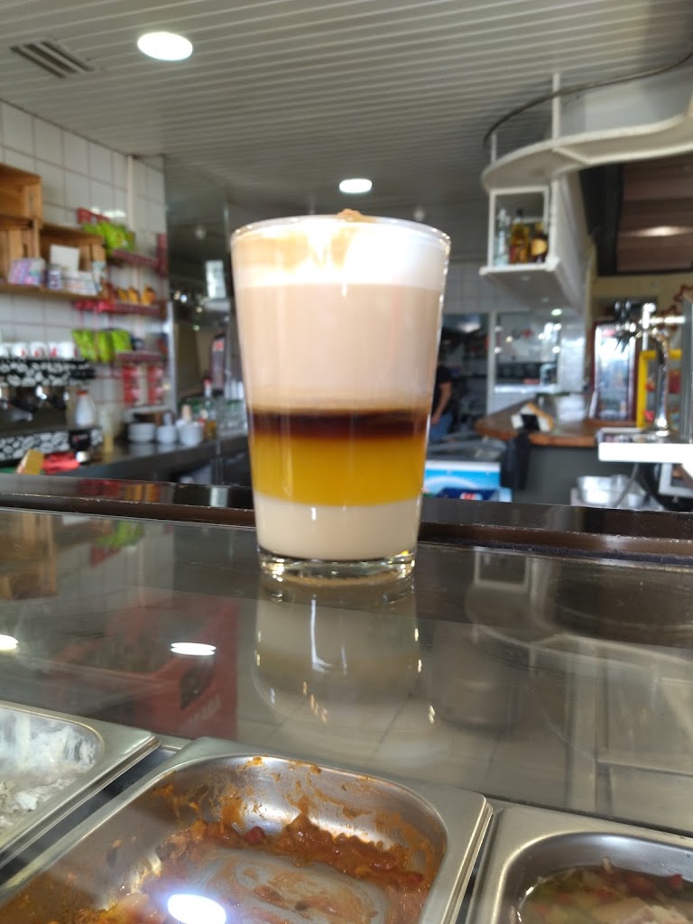 Bar restaurante El Timon — Comida y bebida