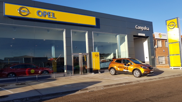 OPEL AUPASA BY BEYCAR