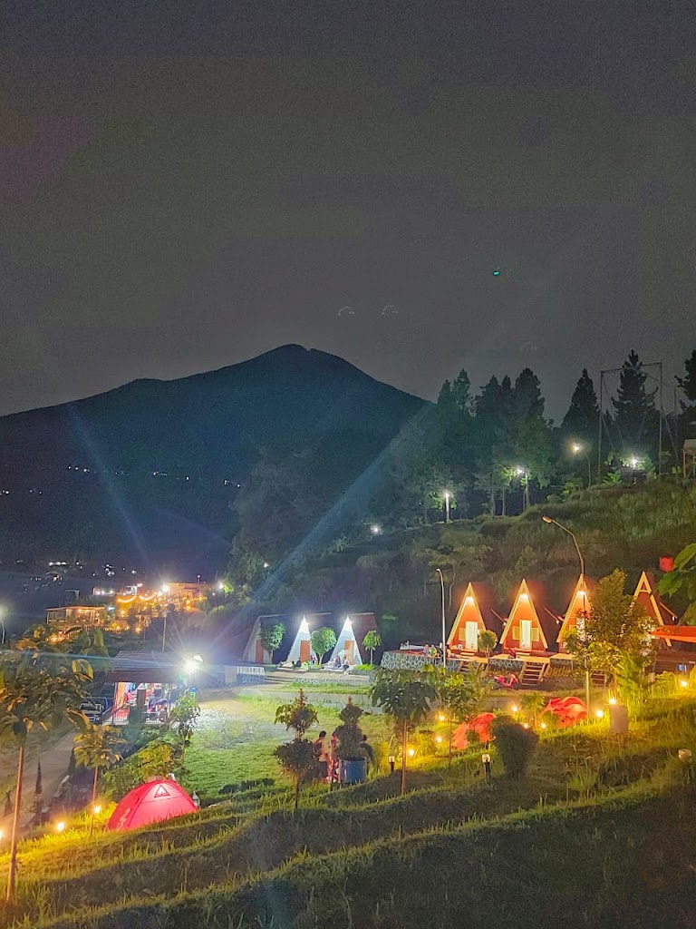 Area Camping Bukit Tangkeban