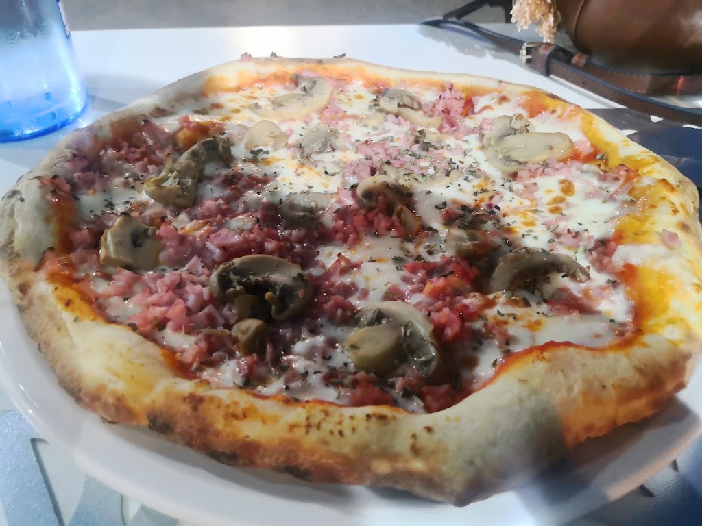 Restaurante Ranieri — Comida y bebida