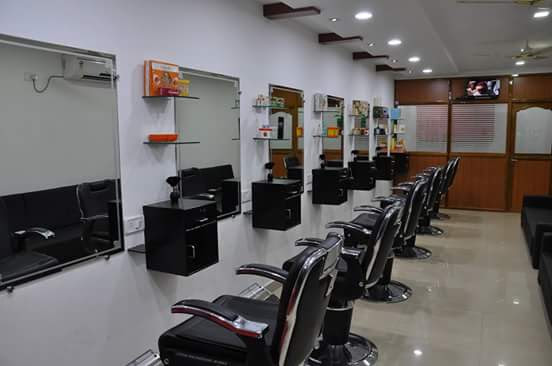 Blue Moon Salon Gudivada