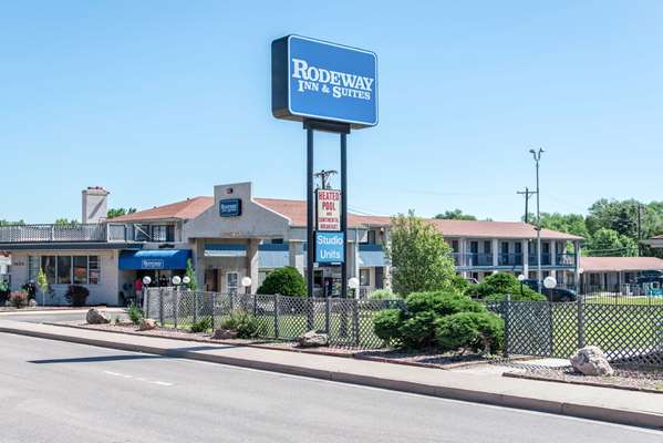 Rodeway Inn & Suites - Hotel in Colorado Springs , United States of America