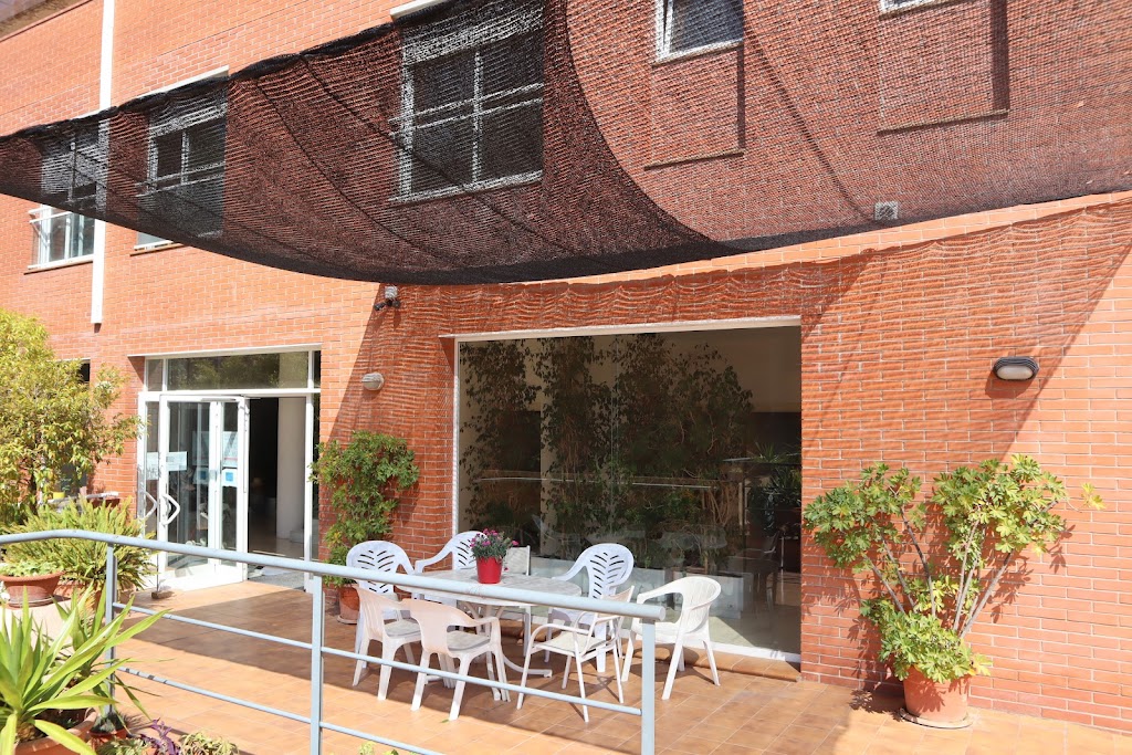 Residencia Les Orquidies — Exterior