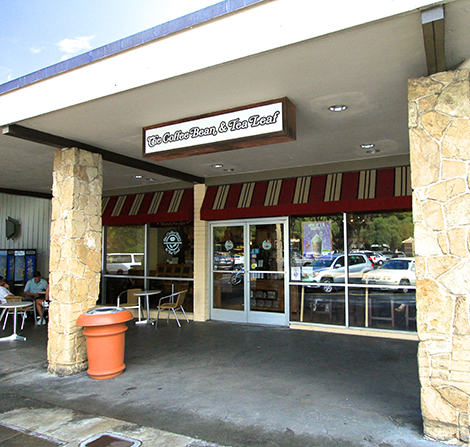 Photo of The Coffee Bean & Tea Leaf Manoa