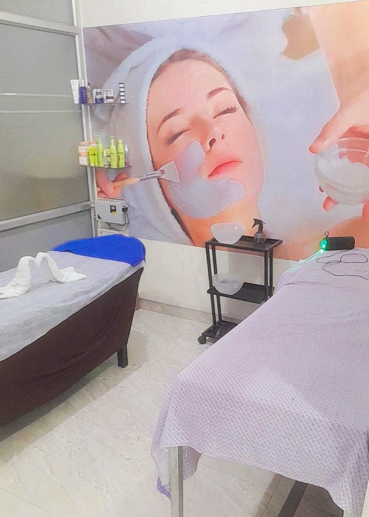 Blossom Beauty Hub Ladies Salon