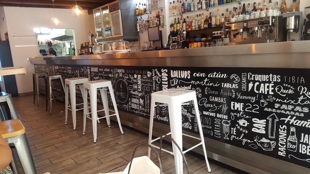 EME22 CAFE BISTRO — Carta