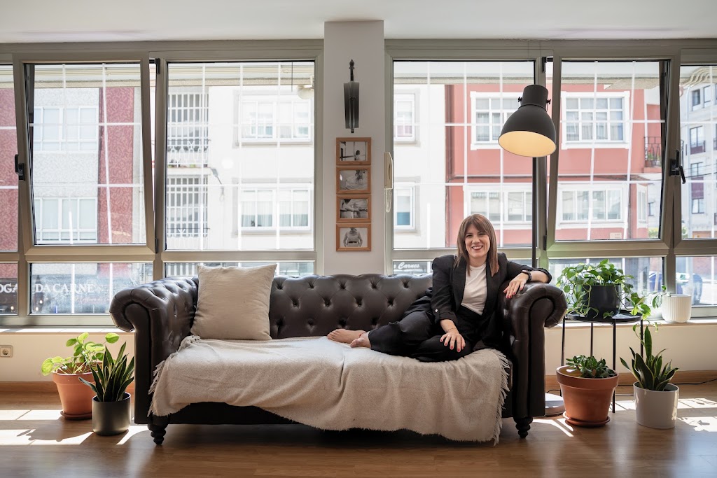 Nuria Veira Green Salon