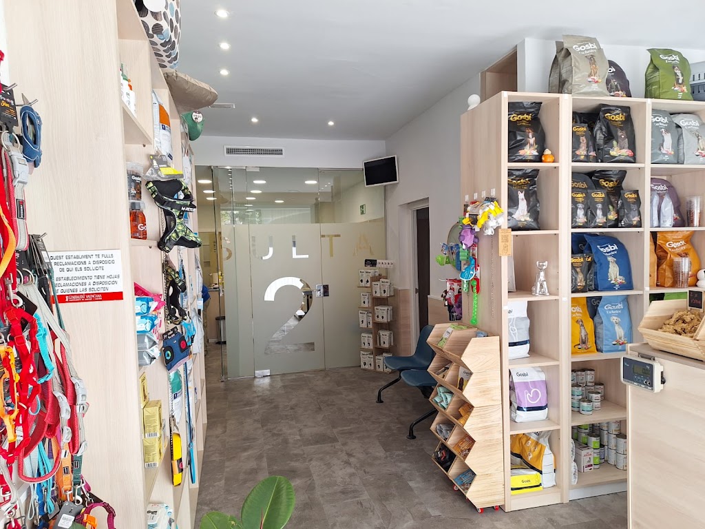 Clinica Veterinaria El Romeral — Del propietario