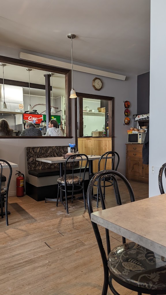 Mannie Casse-Croûte Enr in Thetford-Mines