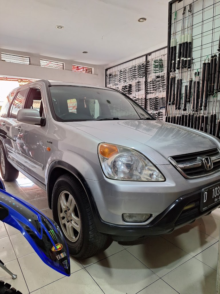Bengkel kaki kaki mobil Laksana Bandung