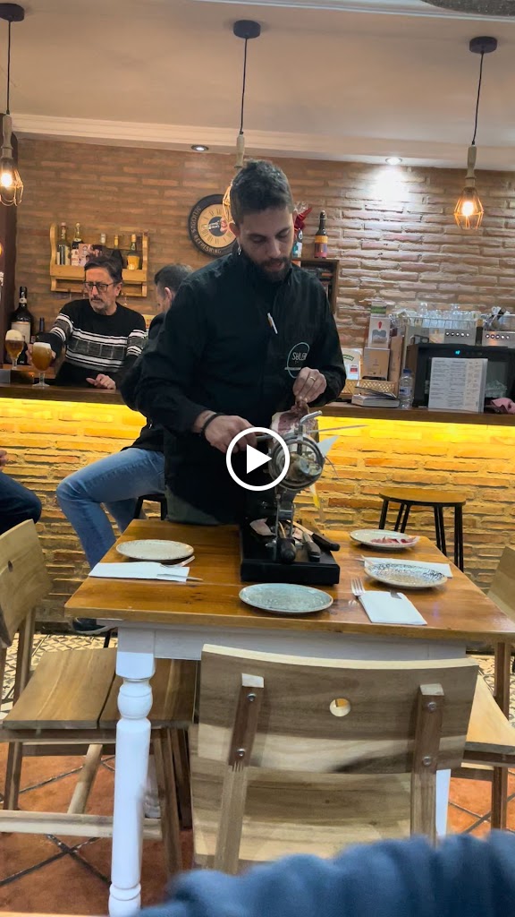 Salero Gastrobar — Ambiente