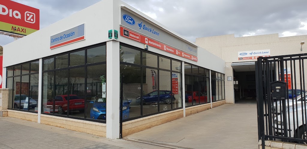 Talleres Miguel Julian - Ford Calatayud — Exterior
