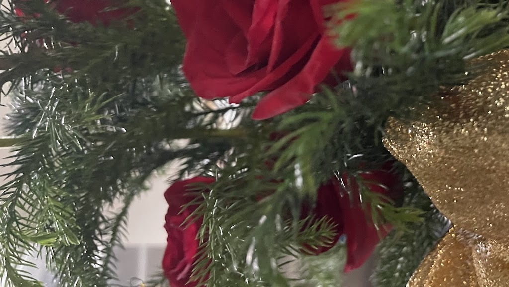 M's Faux Arrangements