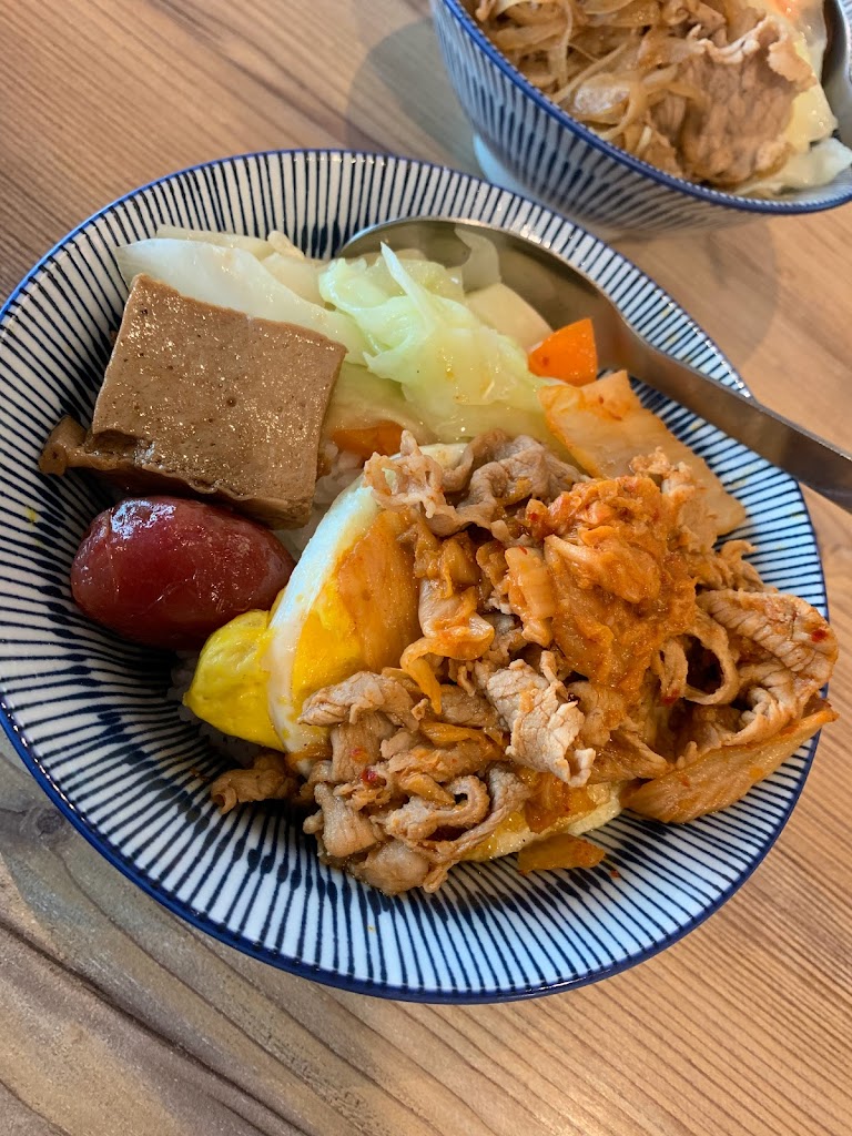 春風稻鐵板燒丼飯-台中林森店 的照片