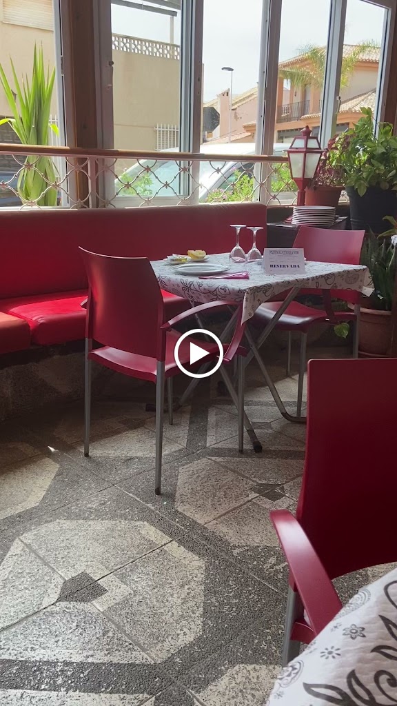 Restaurante Mediterraneo El Mojon — Videos