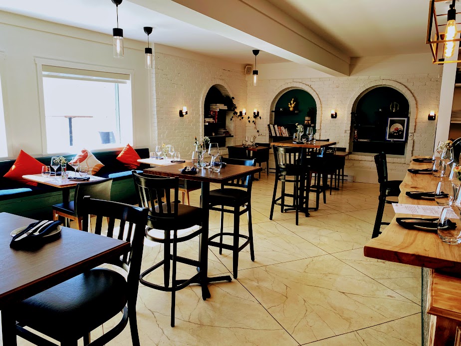 Au Comptoir MarCel in Magog