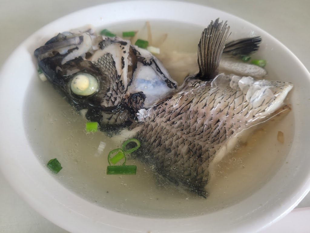 沿海鮮魚湯 的照片