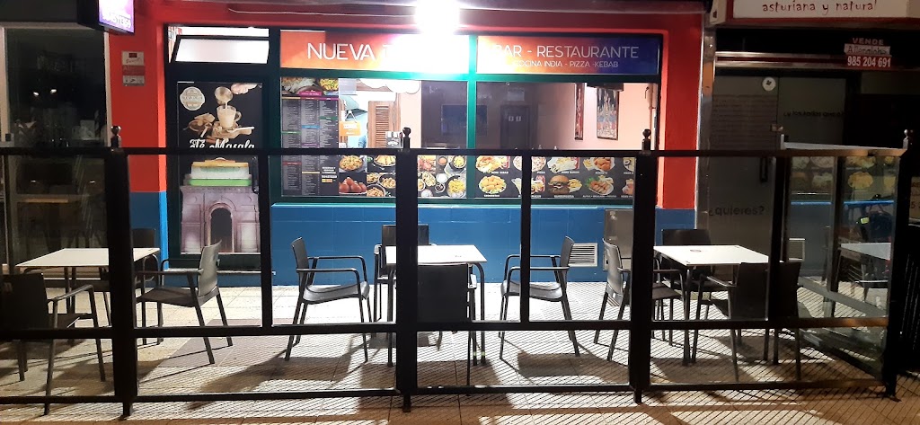 Restaurante Nueva Delhi — Ambiente