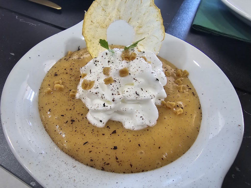 Restaurante PA'LEVANTE — Comida y bebida