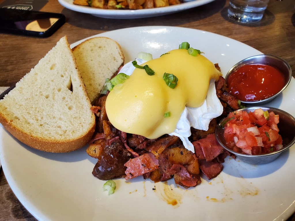 Eggs Benedict