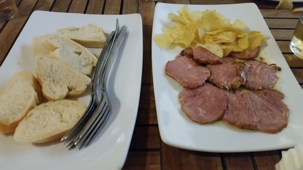 La Bordalla — Comida y bebida