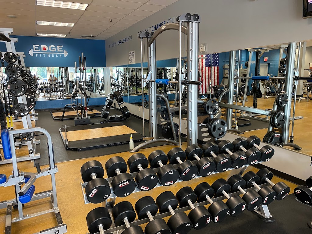  Edge Fitness & Tanning