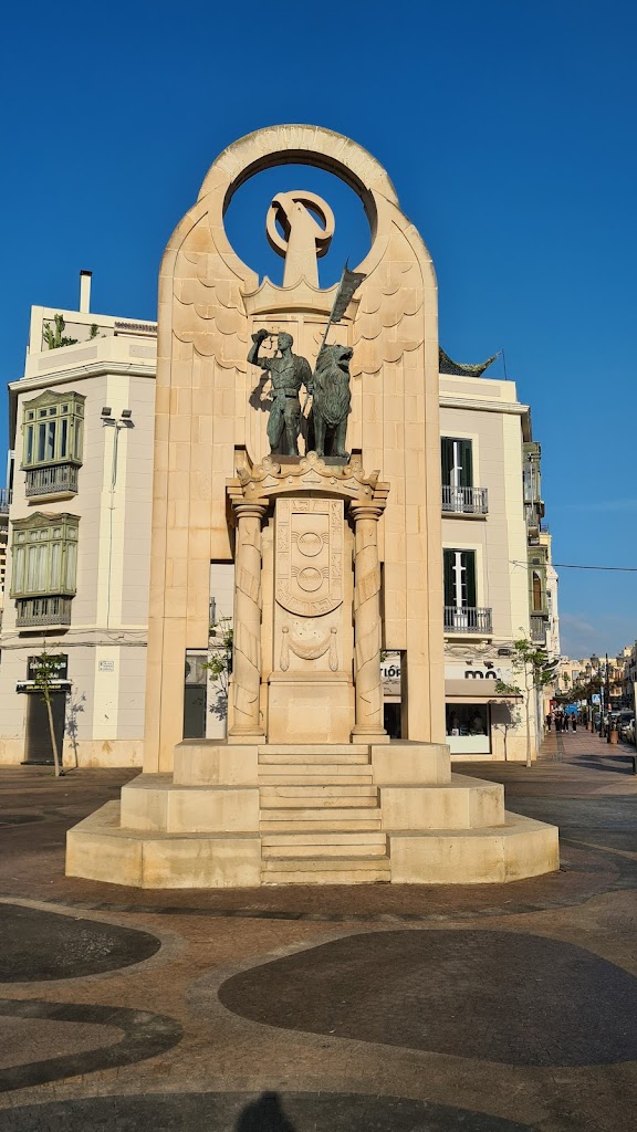 Monumento a los Heroes de Espana