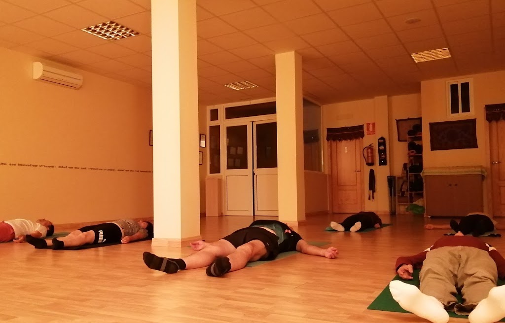 CENTRO DE YOGA Y MEDITACION "FLOR DE LOTO" — Yoga