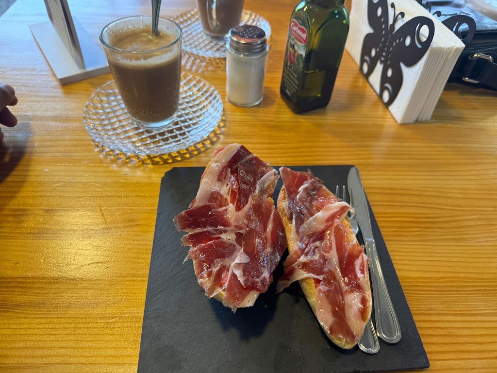 The Green Corner — Comida y bebida