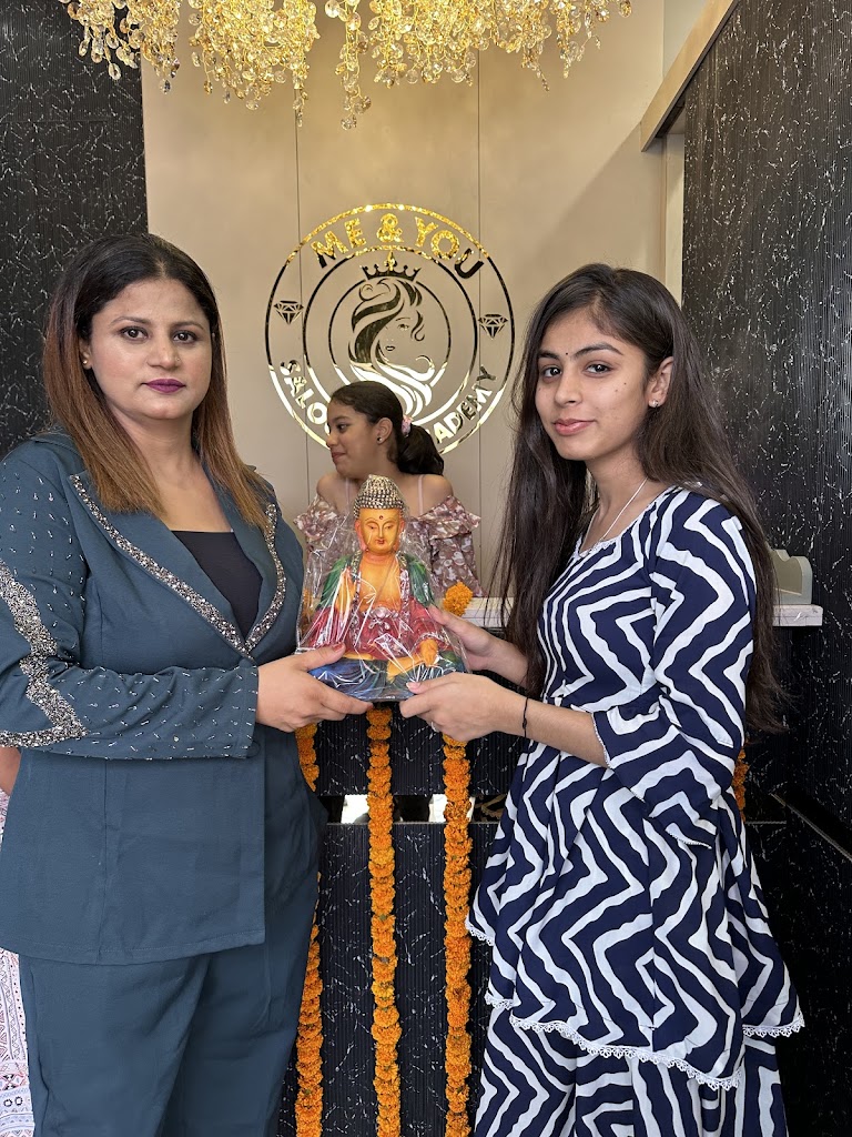 Me You Saloon Academy