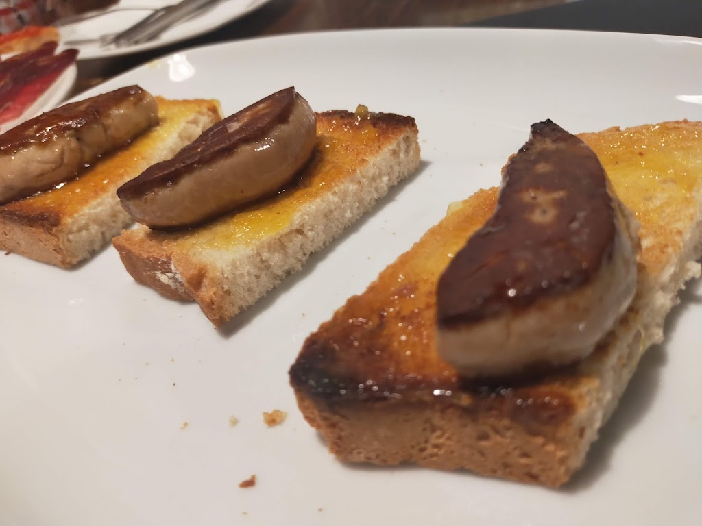 PH - Cafe, Tapas & Copas — Comida y bebida