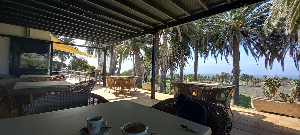 Tres Lunas Restaurante — Ambiente