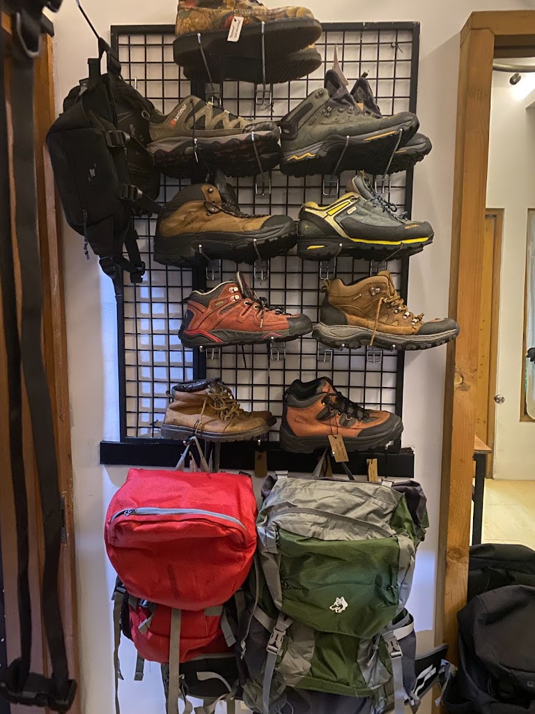 Sewa Tenda Gresik Cerme & Alat Camping Outdoor