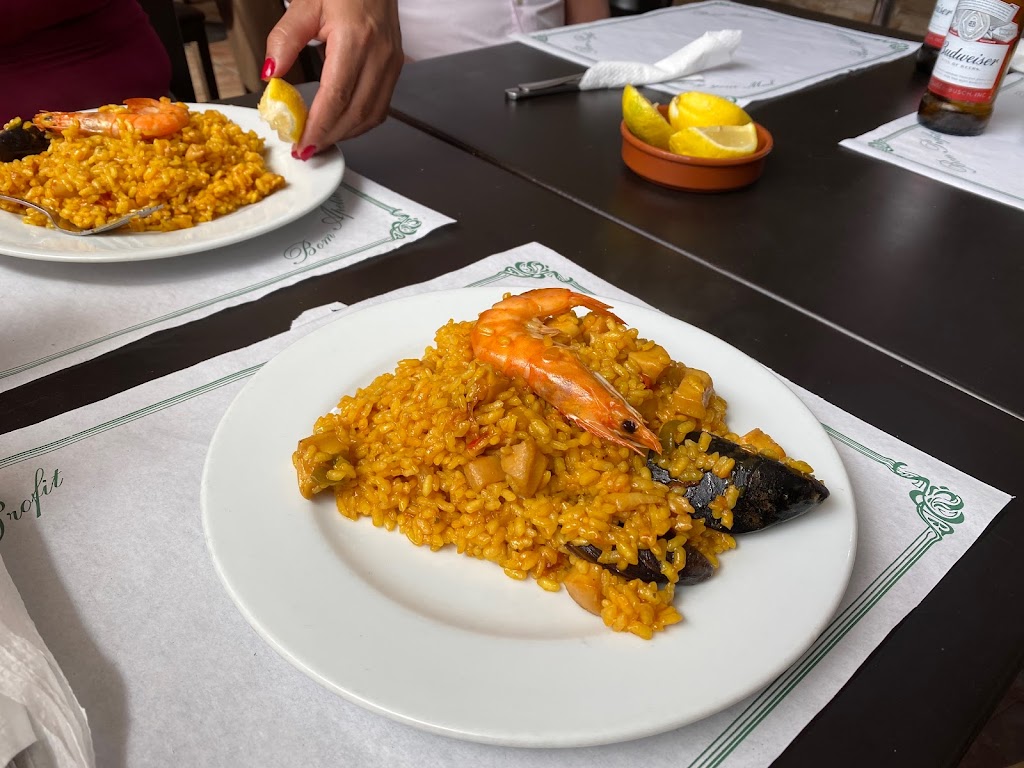 Bar Avenida TAPERIA — Paella