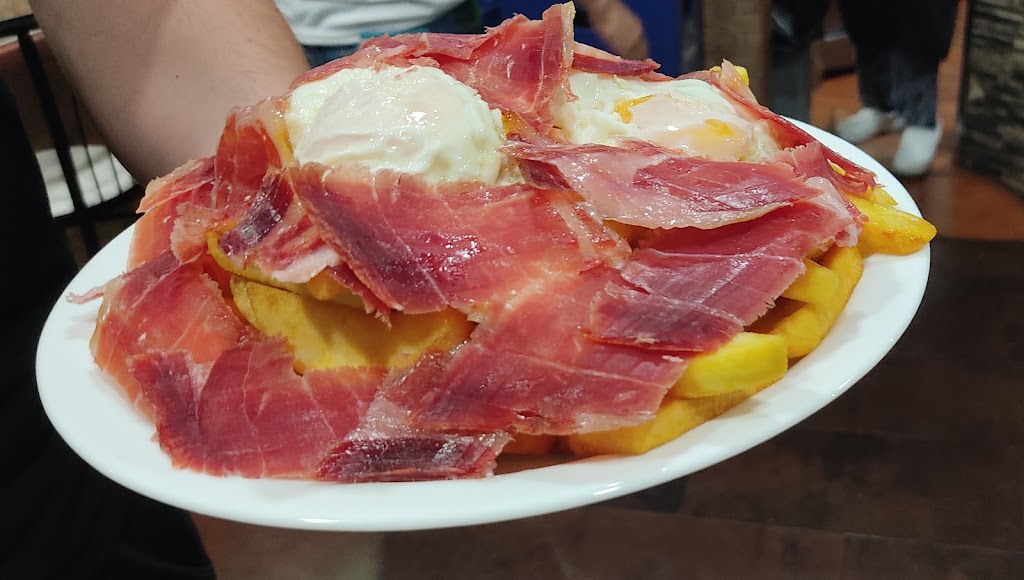 Cafeteria Venecia — Comida y bebida