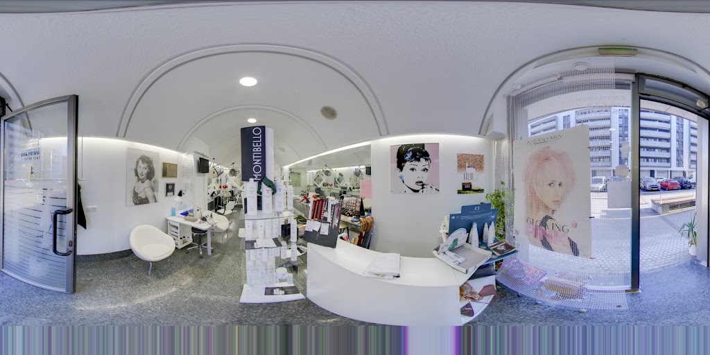 Estilista ELISABETH- Peluqueria Lasarte — Street View y 360deg