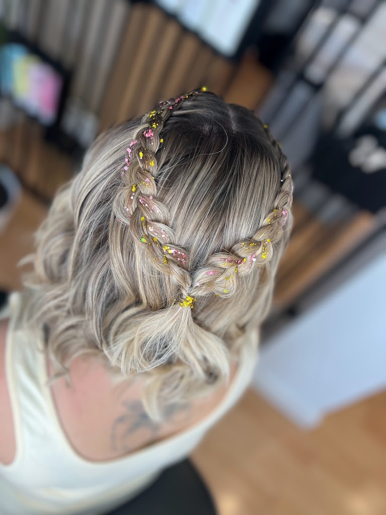 Mari moreno hair salon
