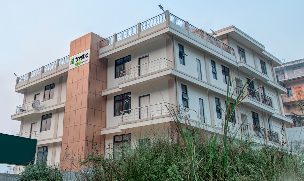 Treebo Hotel Staying Center