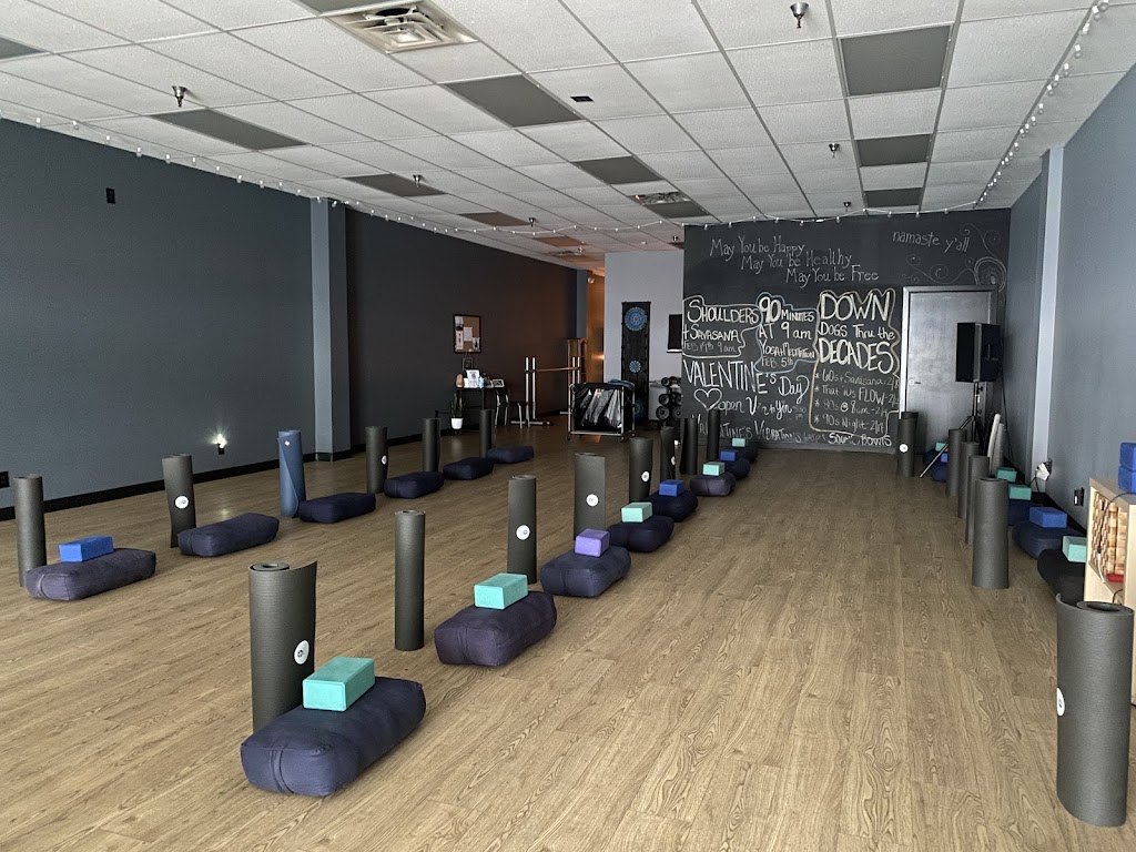  Full Body Fitness & Yoga