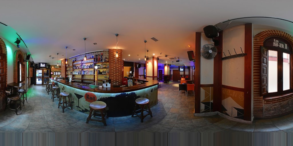 LaSal - Cafe y Copas — Ambiente