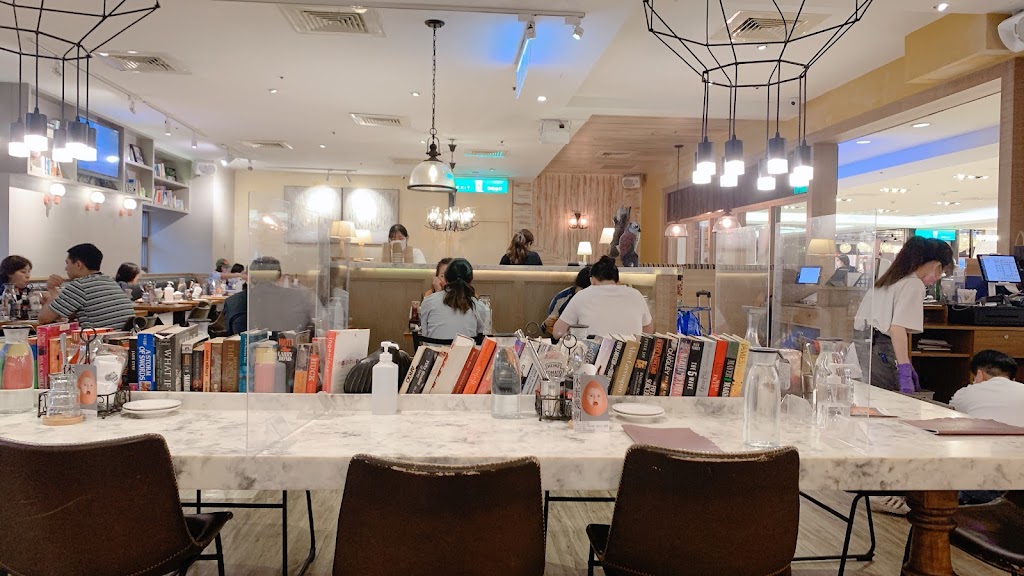 Second Floor 貳樓微風台北車站店 的照片