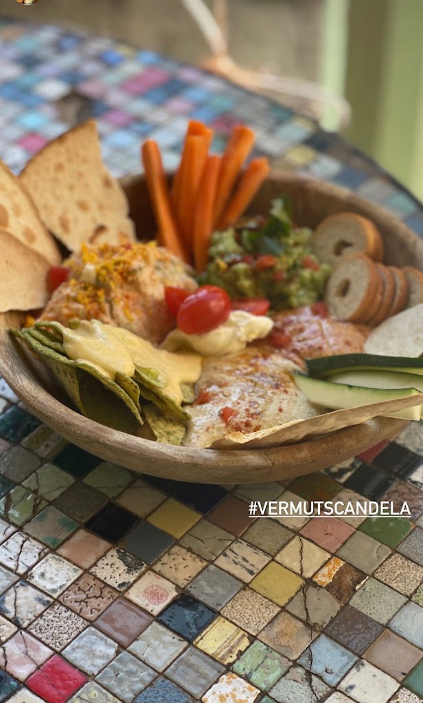 Candela Bar & Copes — Comida y bebida