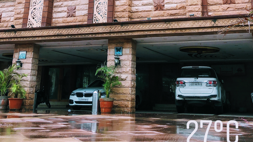 Varakhwala Heritage Hotel