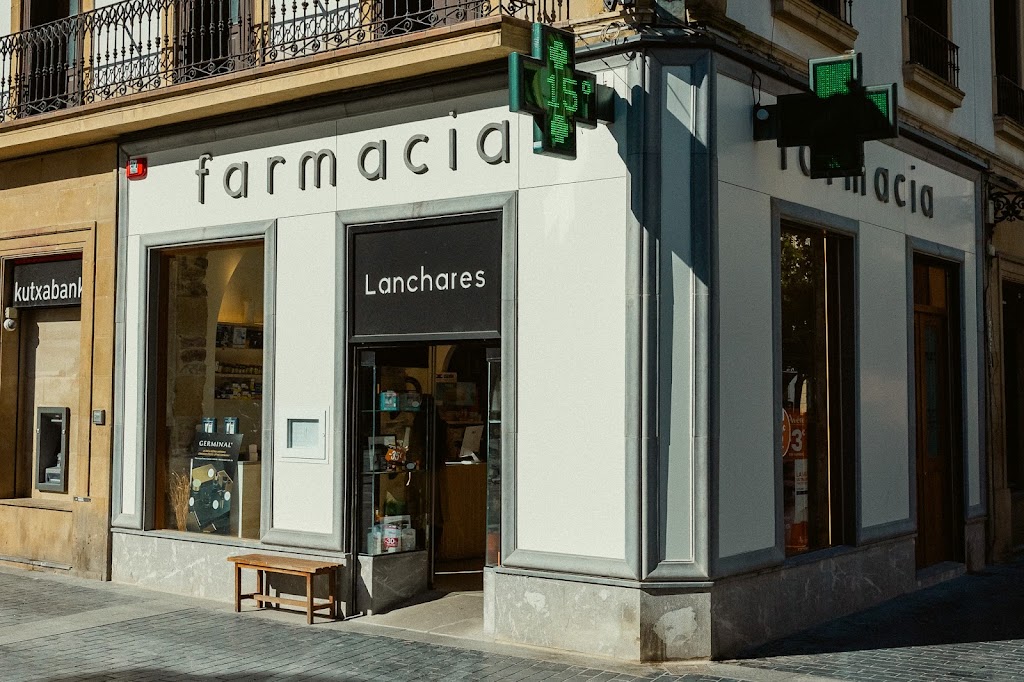 Farmacia Lanchares La Bretxa-ABIERTO 365 DIAS 13 HORAS — Del propietario