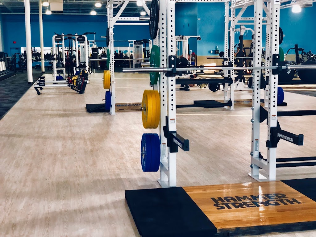  TruFit Athletic Clubs - SW Military/Flores